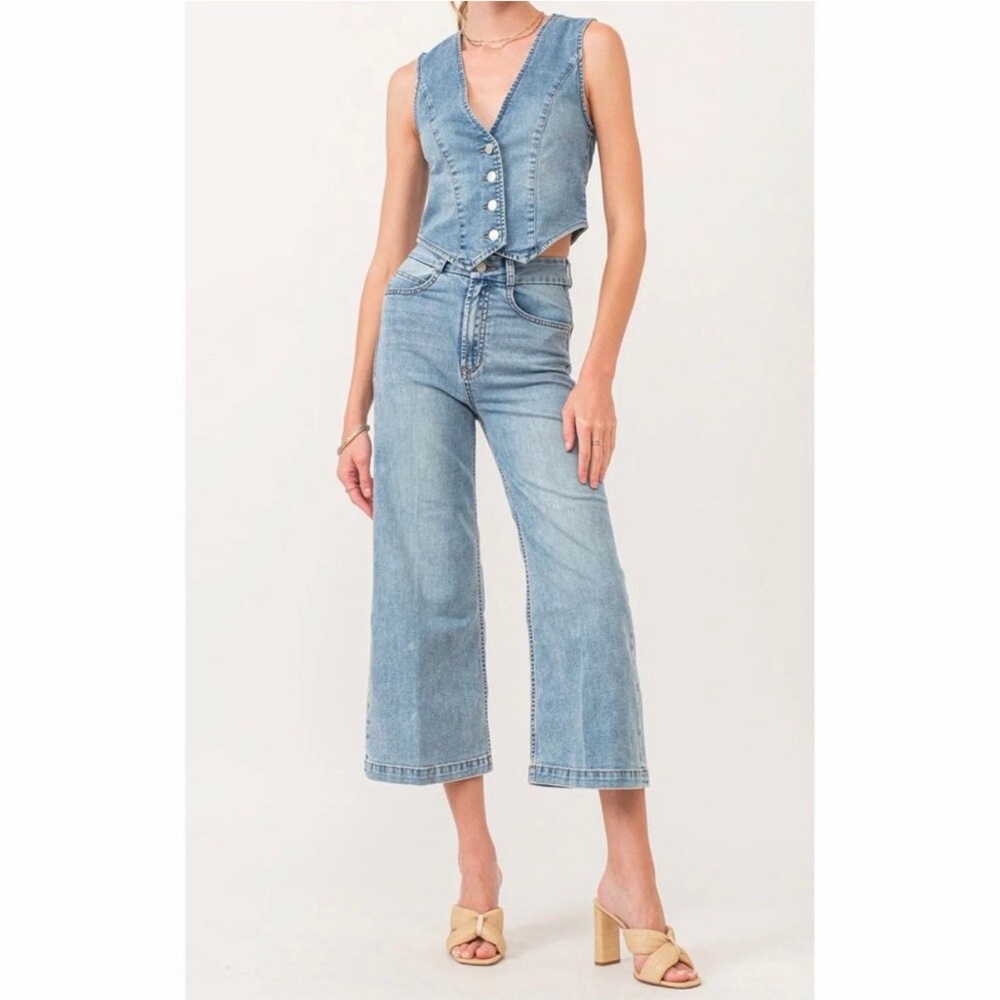Dear John Audrey Super High-Rise Cropped Wide Leg Jeans in Shelby Sz 28
